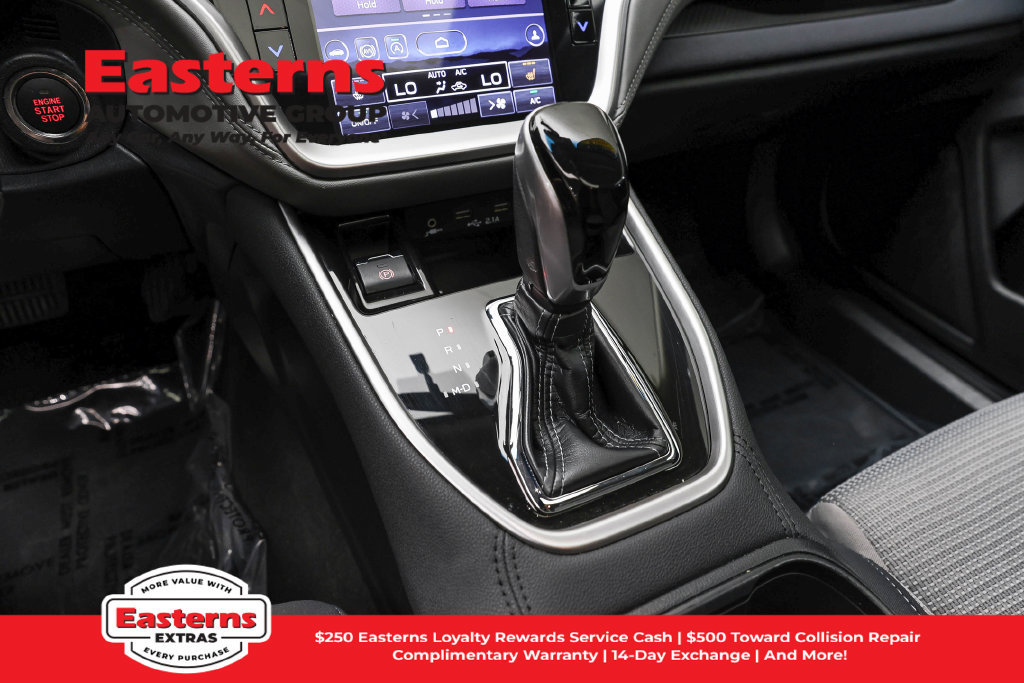 Used 2022 Subaru Outback Premium AWD/4WD image 14