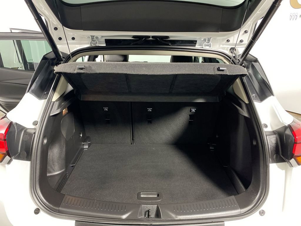 Certified 2024 Buick Encore GX Preferred w/ Comfort Package AWD/4WD image 23