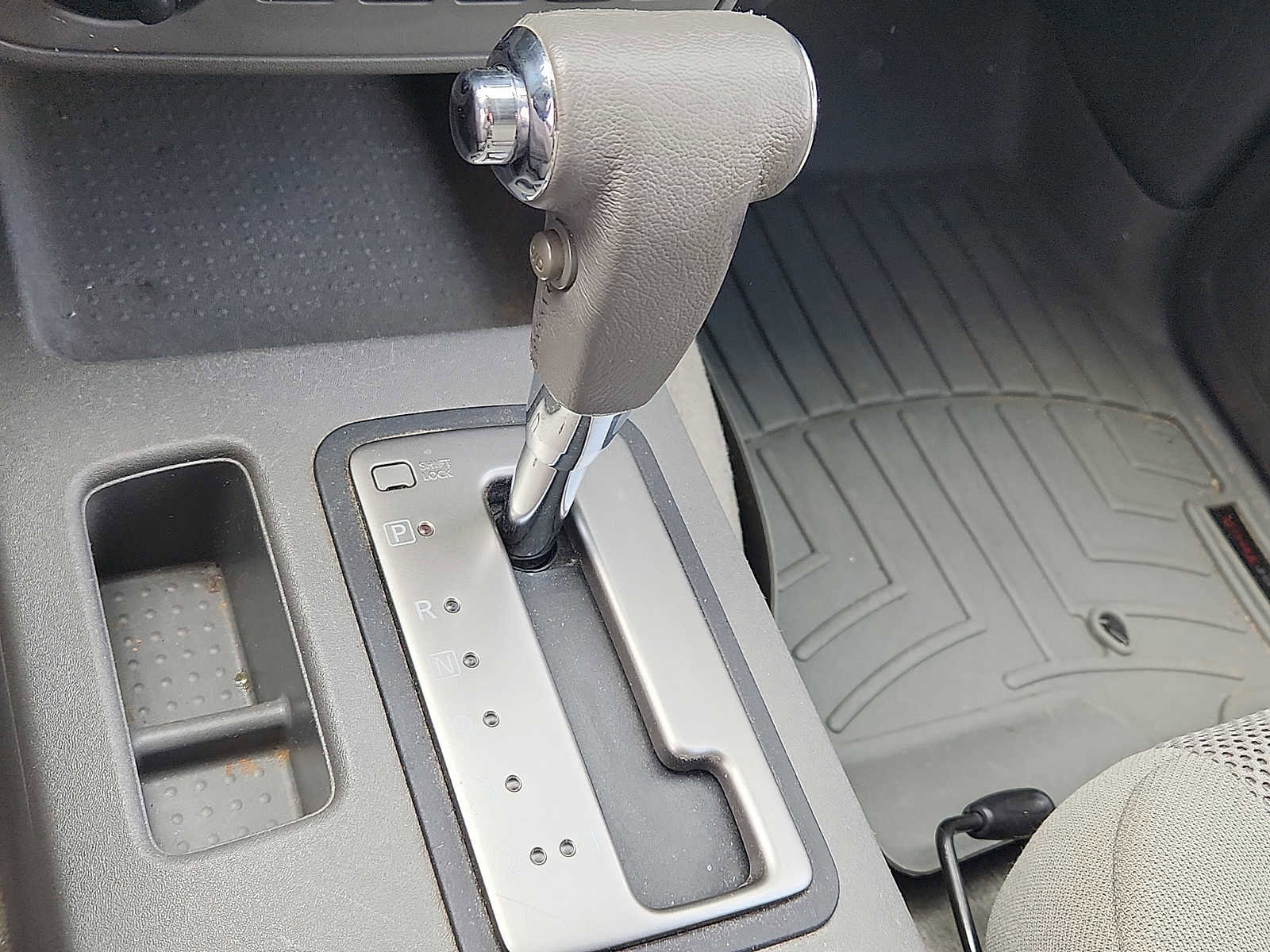 Used 2018 Nissan Frontier SV w/ Value Truck Package AWD/4WD image 14