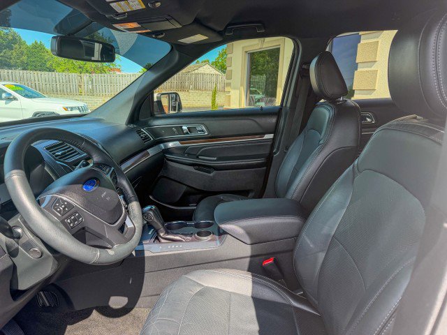 Used 2018 Ford Explorer Limited FWD image 5