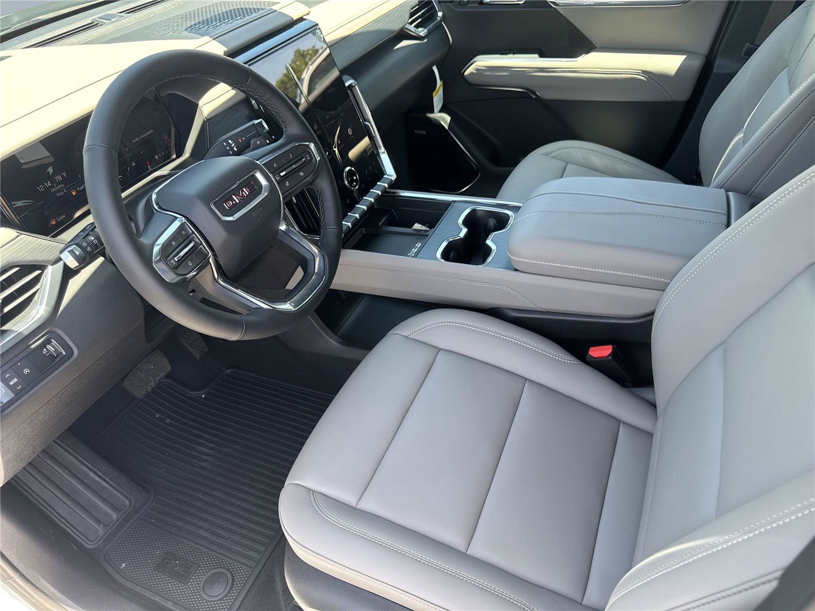 New 2026 GMC Acadia Elevation w/ Elevation Premium Package FWD image 10