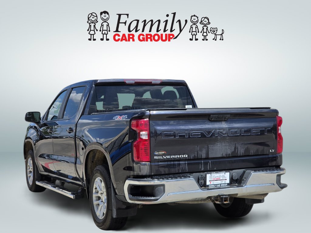 Used 2023 Chevrolet Silverado 1500 LT AWD/4WD image 3