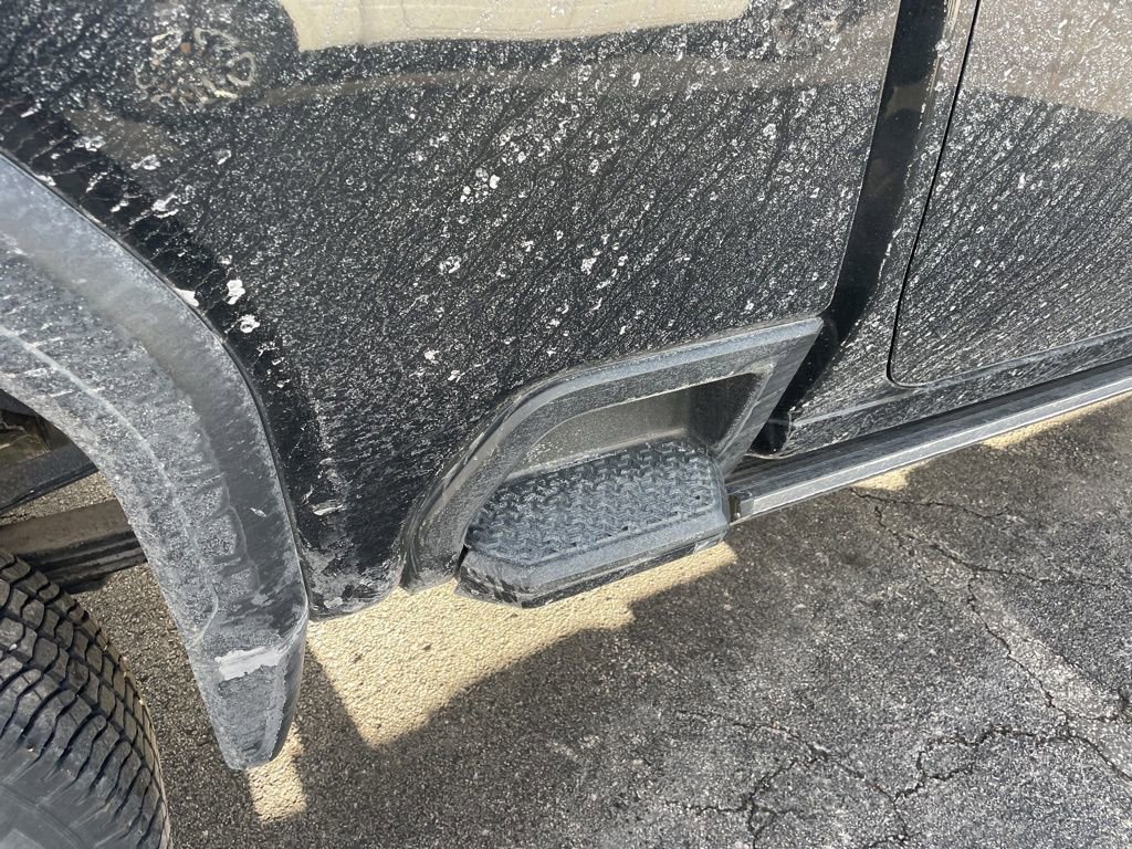 Used 2021 GMC Sierra 3500 Denali w/ Denali Black Diamond Edition image 21