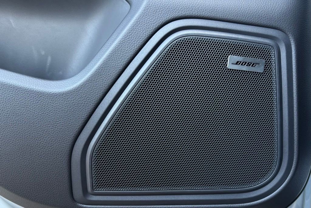 New 2026 Porsche Macan image 26