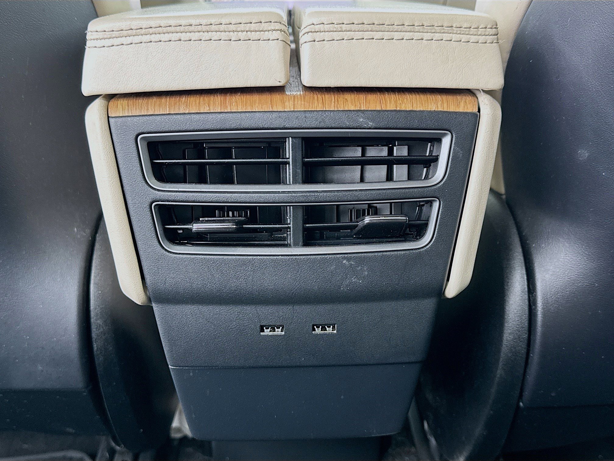 Used 2019 Tesla Model X Performance image 16