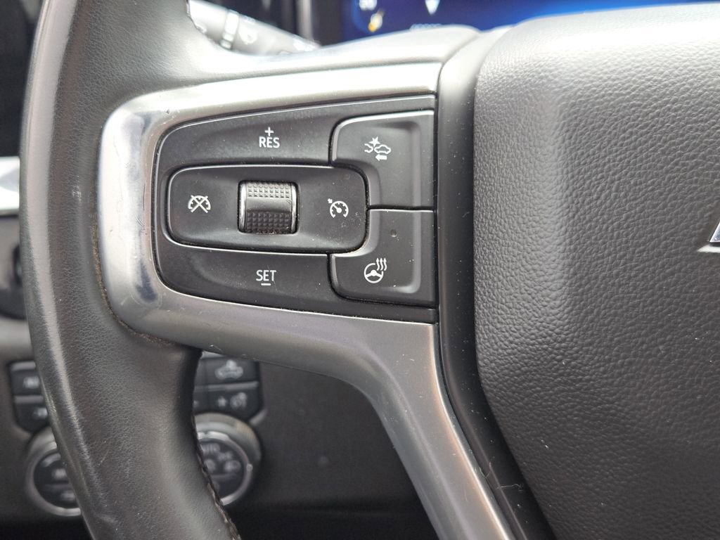 Used 2025 Chevrolet Silverado 2500 LTZ w/ LTZ Plus Package image 31