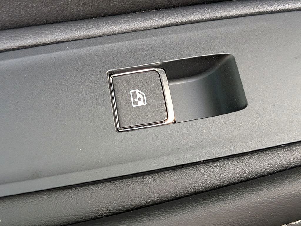 New 2026 INFINITI QX60 Luxe image 28