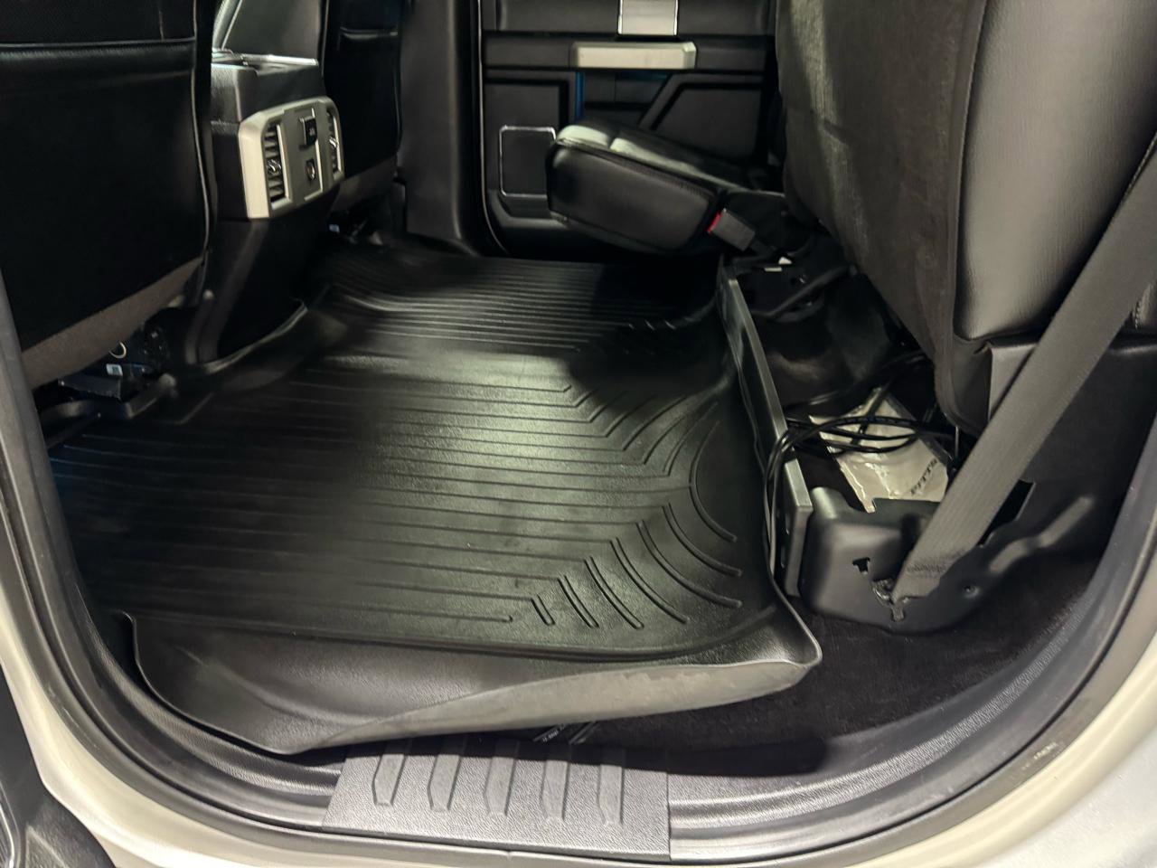 Used 2016 Ford F150 Lariat AWD/4WD image 15