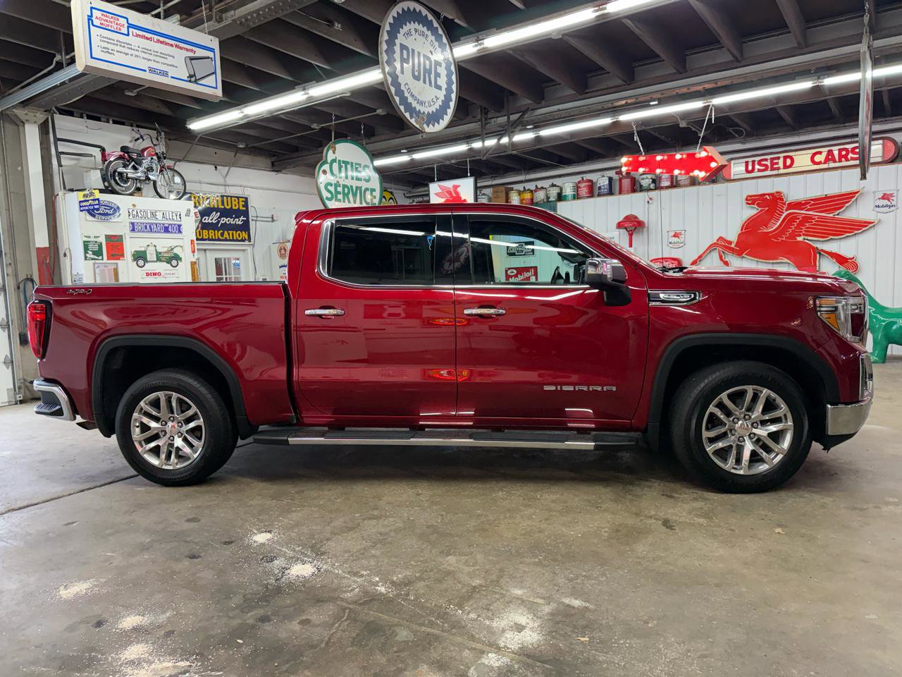 Used 2019 GMC Sierra 1500 SLT w/ SLT Premium Plus Package image 6