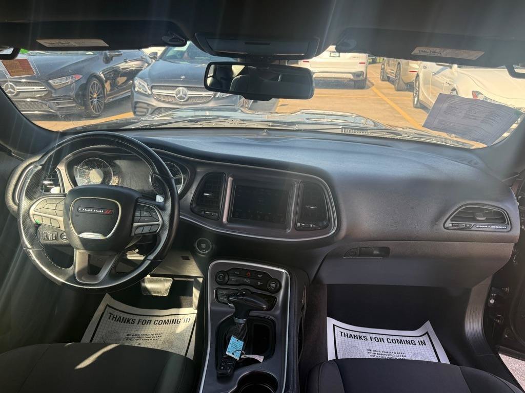 Used 2019 Dodge Challenger R/T RWD image 16