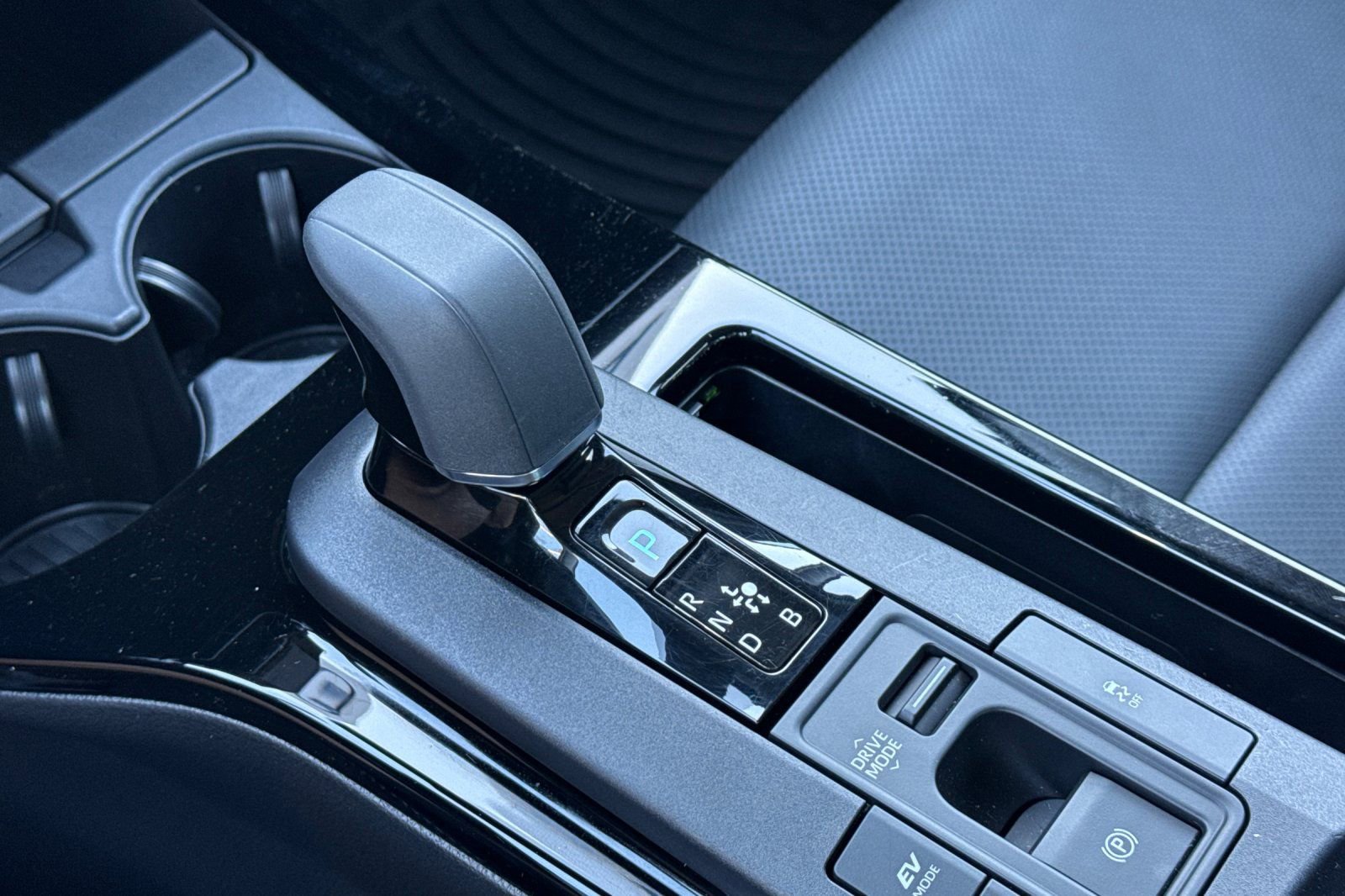 Used 2024 Toyota Prius Limited w/ Limited Premium Package AWD/4WD image 21