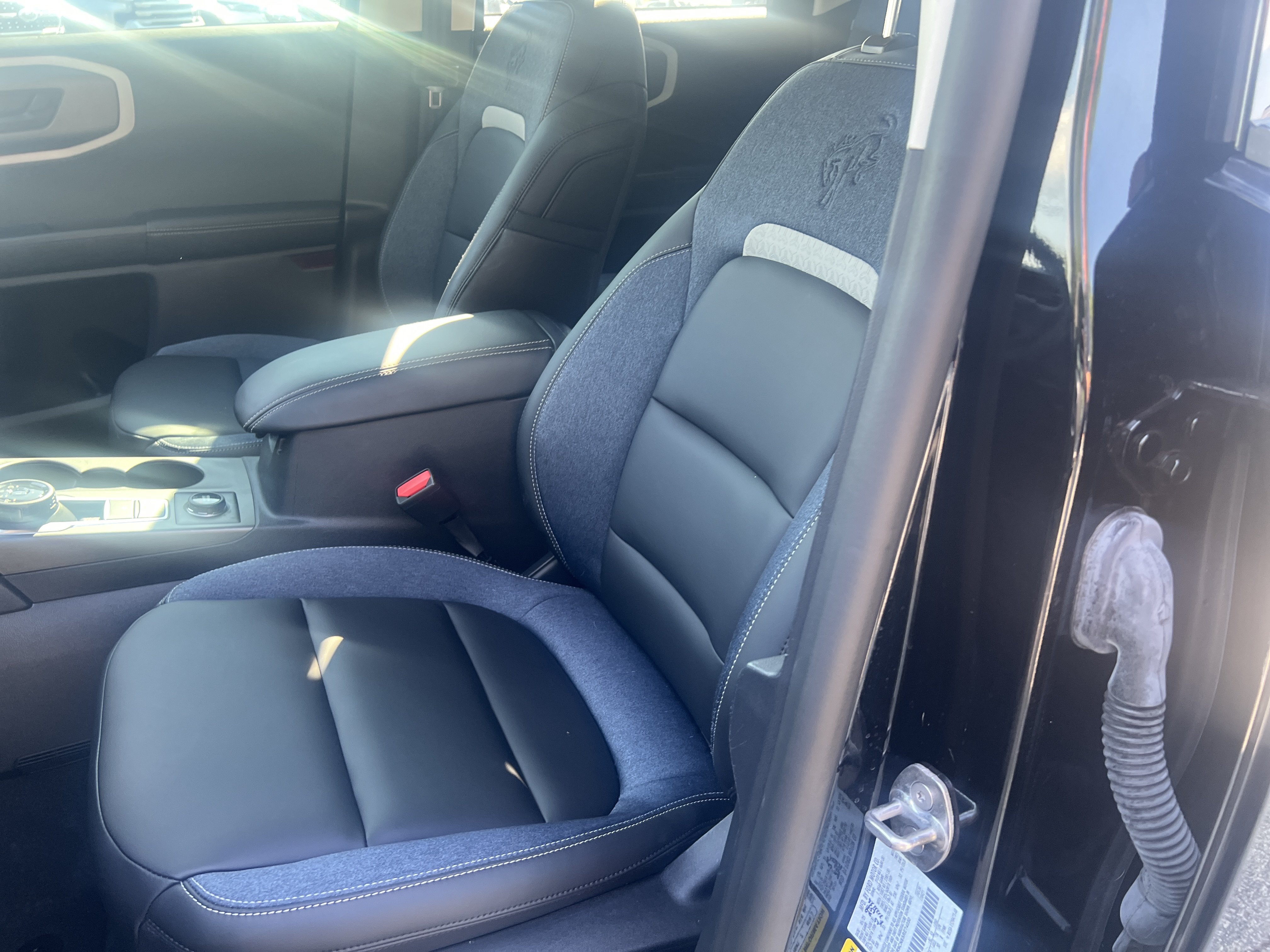 Certified 2025 Ford Bronco Sport Outer Banks w/ Outer Banks Tech Package+ AWD/4WD image 9