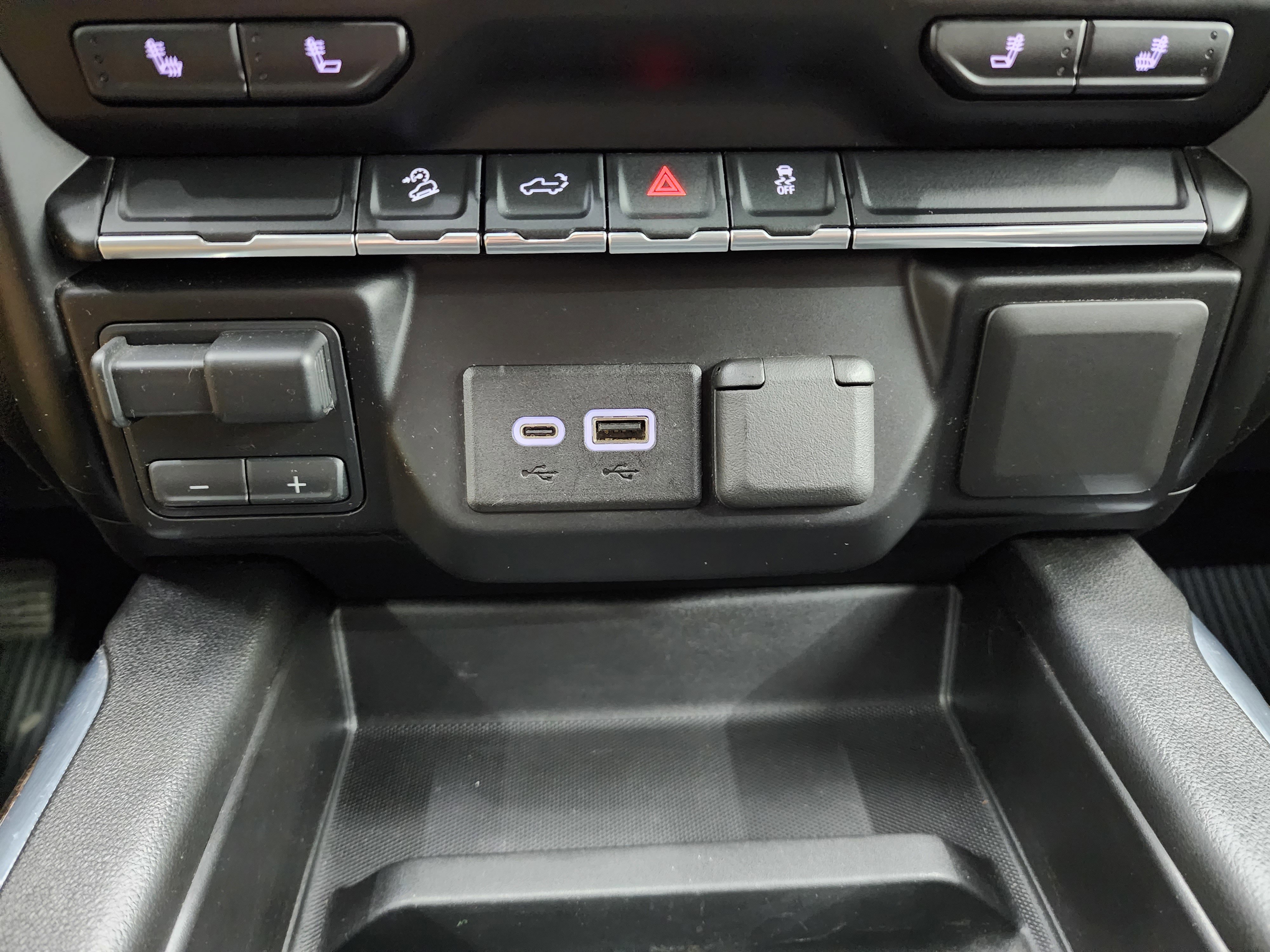 Used 2023 Chevrolet Silverado 2500 LT w/ Convenience Package image 47