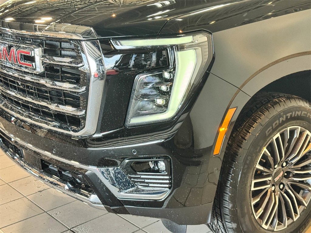 New 2026 GMC Yukon Elevation image 12