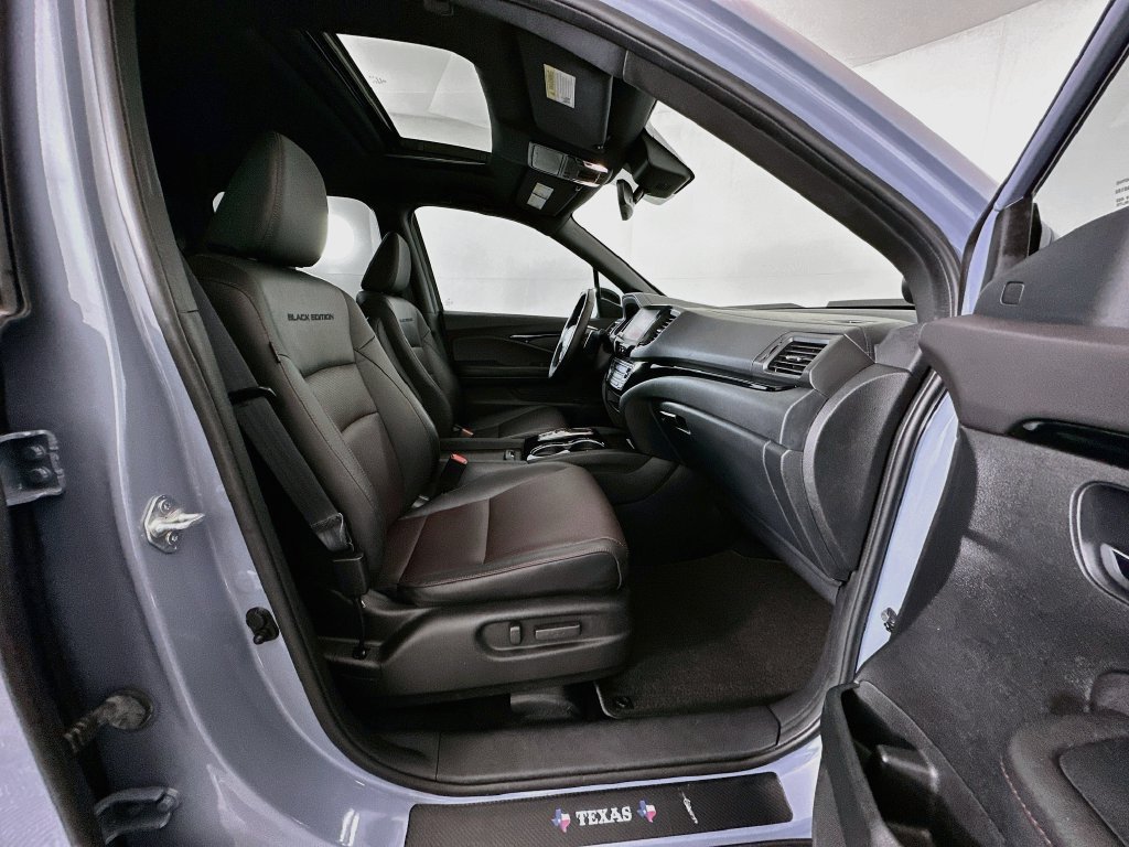 Used 2023 Honda Ridgeline Black Edition image 28