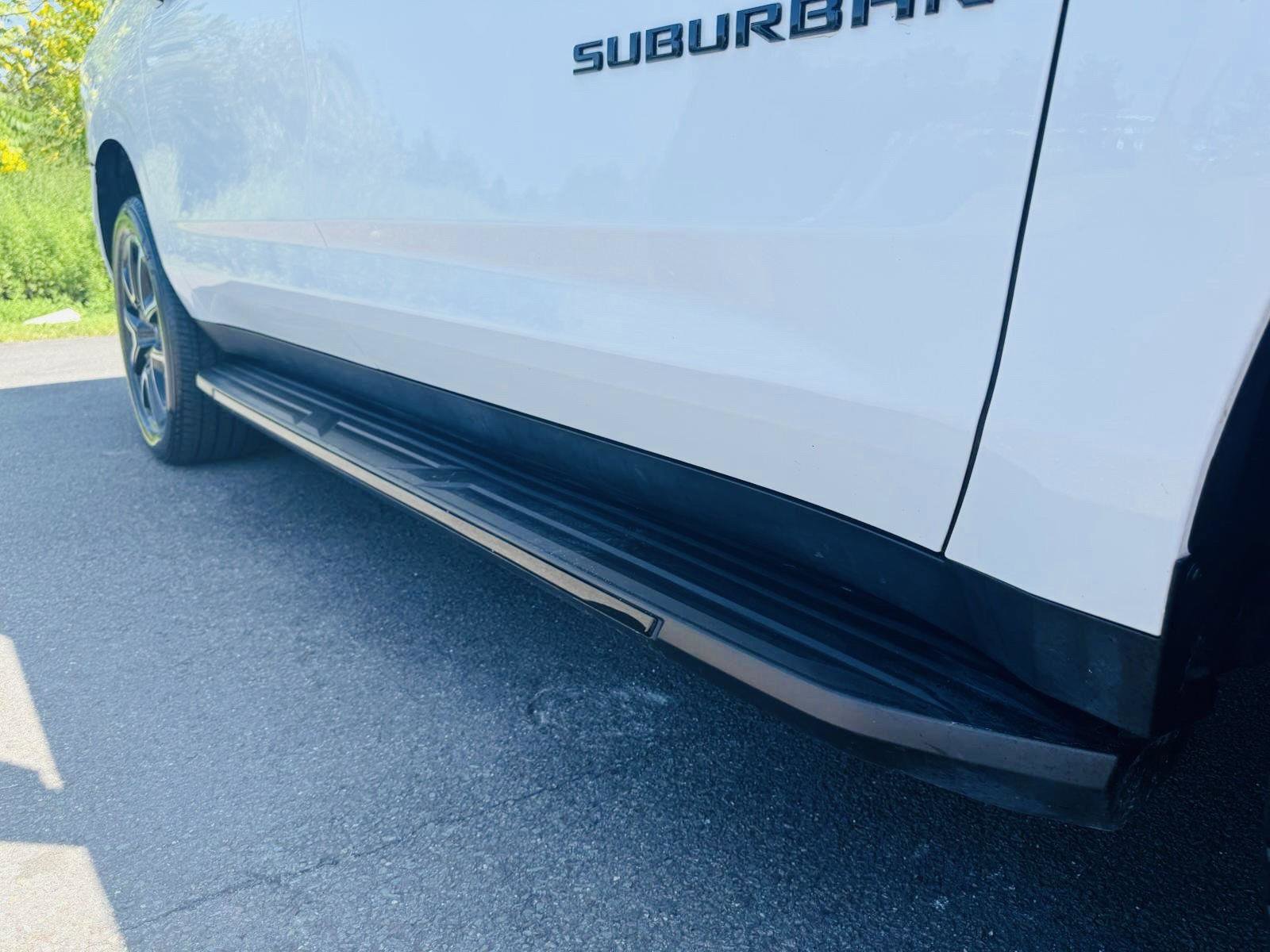 Used 2023 Chevrolet Suburban RST image 21