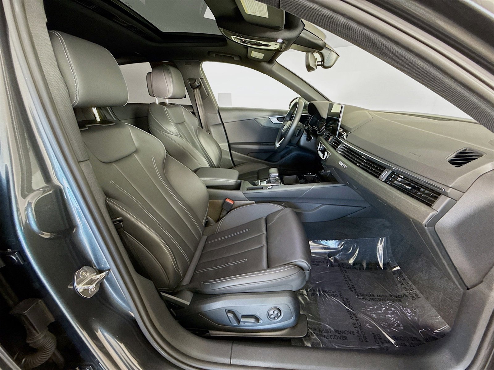 Used 2024 Audi A4 2.0T Premium w/ Convenience Package image 28