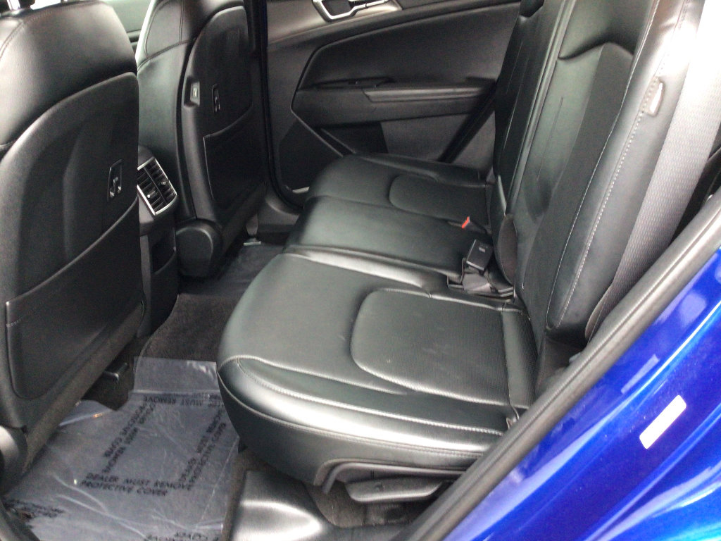 Used 2024 Kia Sportage EX image 13