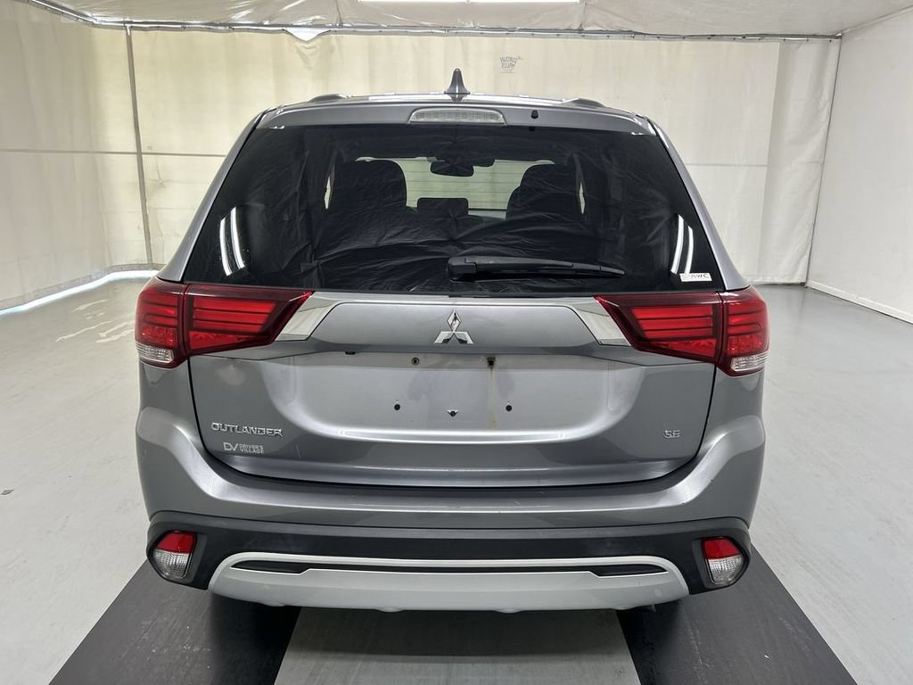 Used 2020 Mitsubishi Outlander SE AWD/4WD image 21