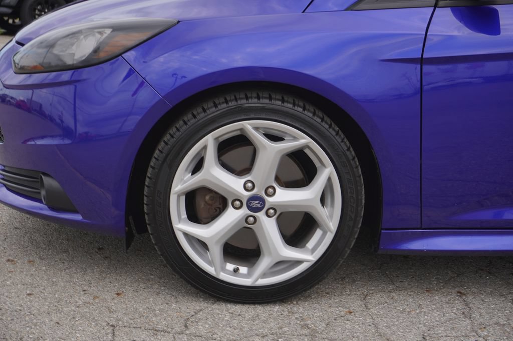 Used 2014 Ford Focus ST w/ Equipment Group 201A FWD image 10