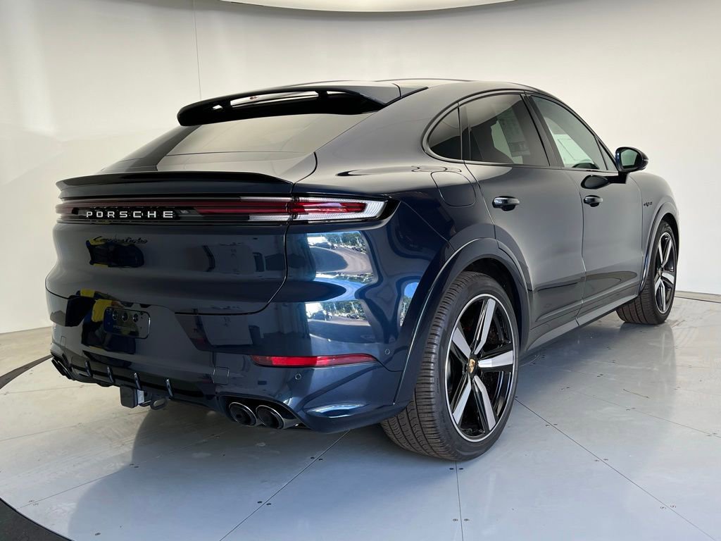 Used 2024 Porsche Cayenne Turbo image 22