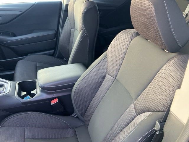Used 2025 Subaru Outback Premium AWD/4WD image 14
