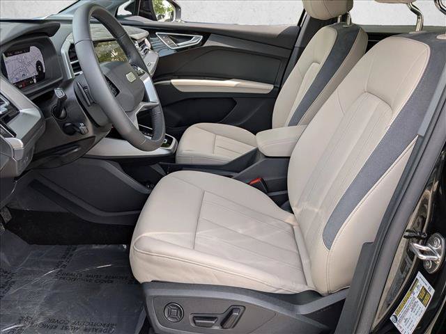 Certified 2025 Audi Q4 e-tron Prestige w/ Black Optic Package AWD/4WD image 19
