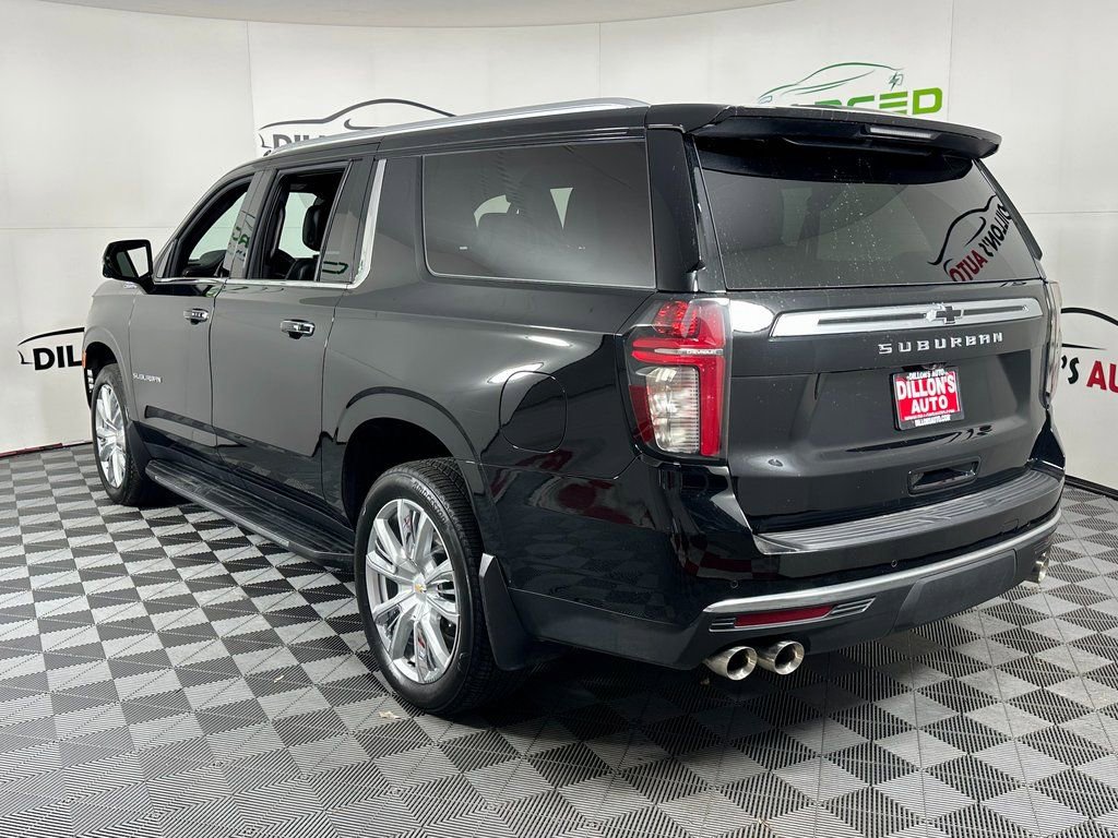 Used 2023 Chevrolet Suburban High Country AWD/4WD image 4