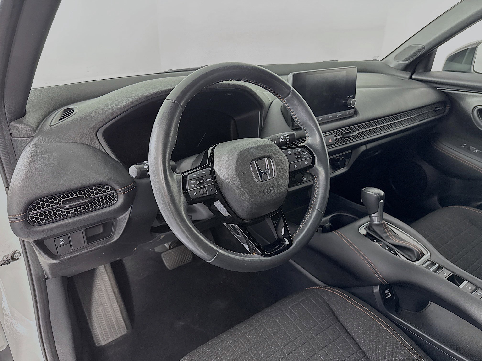 Certified 2023 Honda HR-V Sport image 9