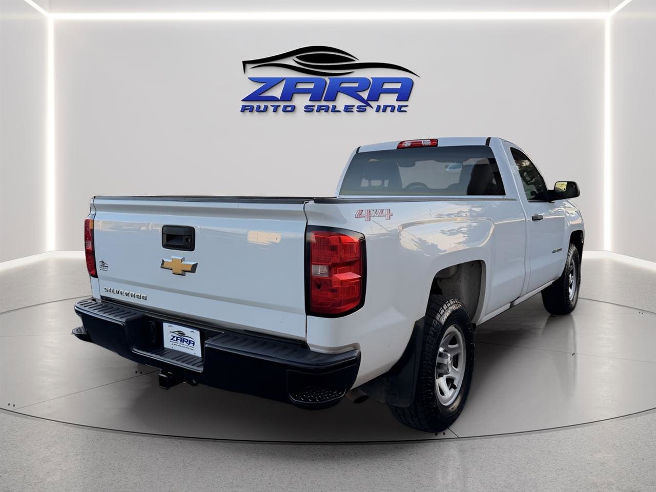 Used 2018 Chevrolet Silverado 1500 W/T w/ WT Convenience Package AWD/4WD image 6
