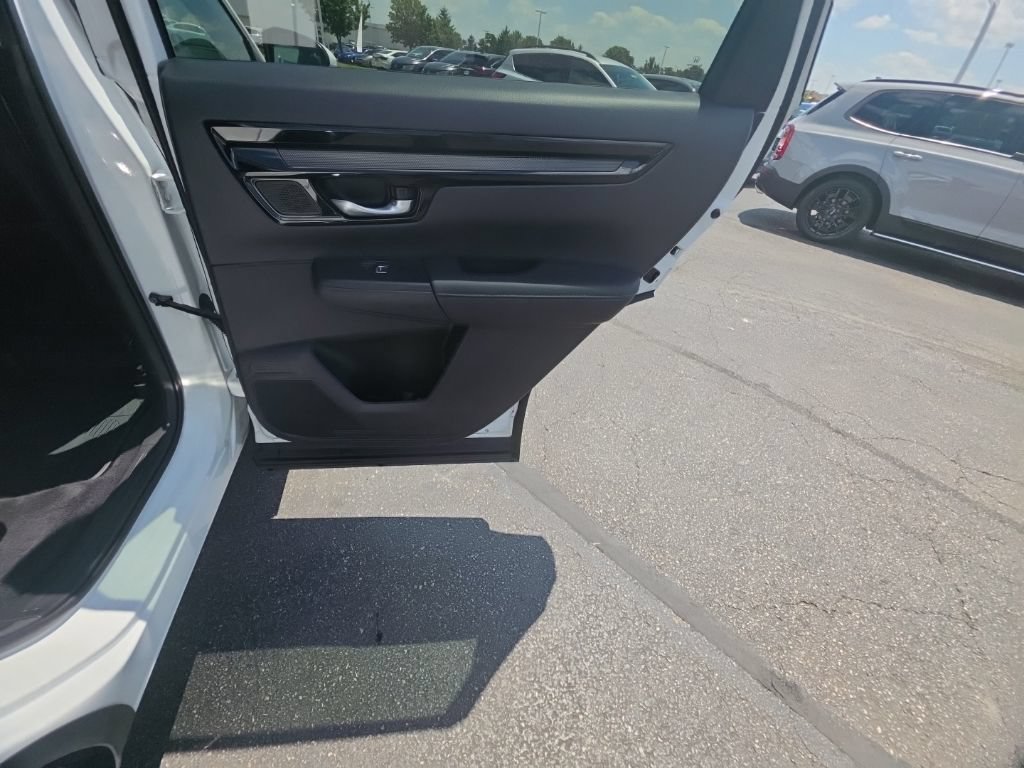 Used 2023 Honda CR-V EX-L image 30