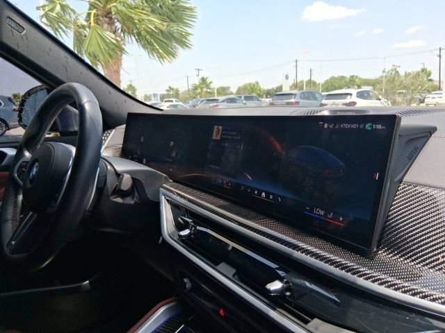 Used 2025 BMW X6 M60i w/ Executive Package AWD/4WD image 11