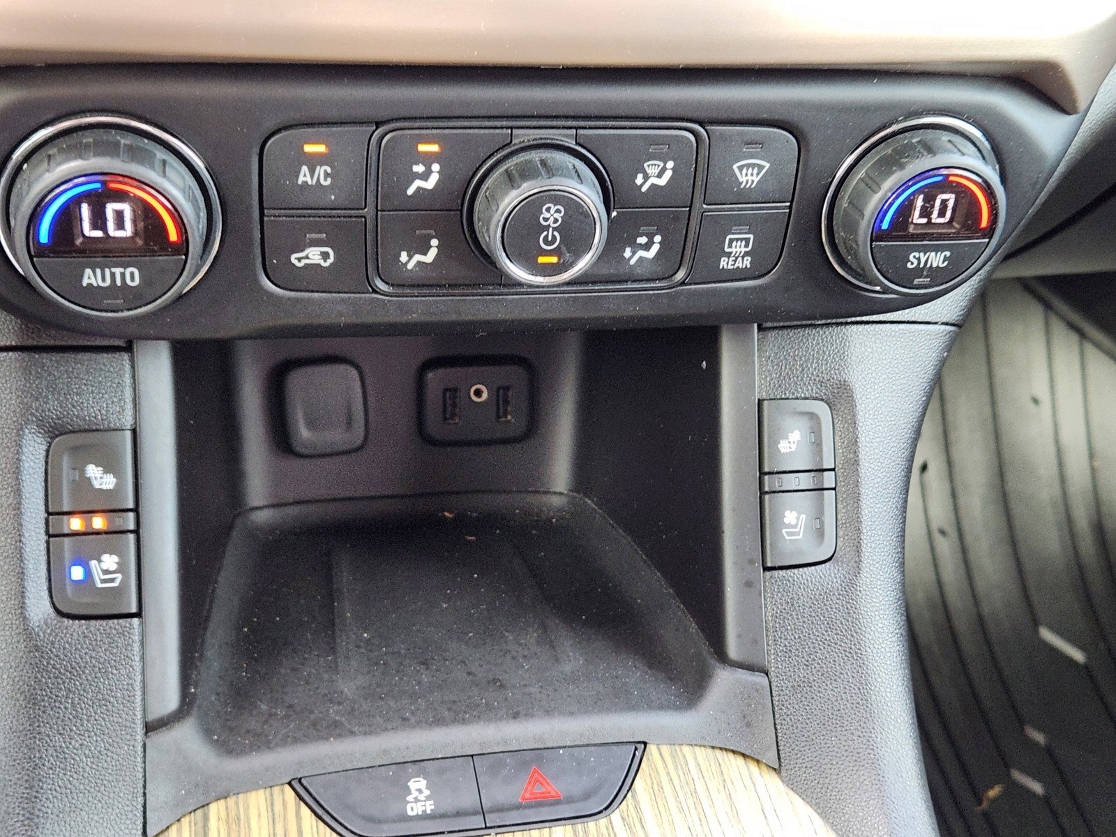 Used 2019 GMC Acadia Denali w/ Technology Package image 16