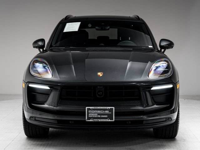 Certified 2026 Porsche Macan AWD/4WD image 33
