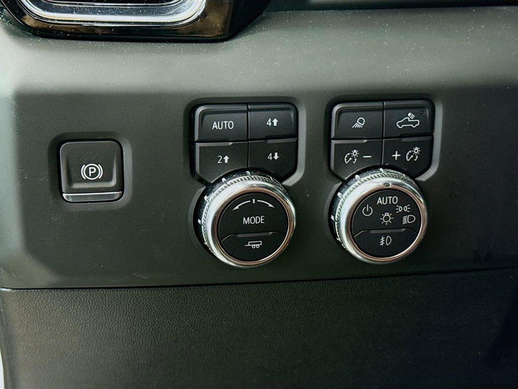 Used 2024 GMC Sierra 2500 Denali Ultimate image 10