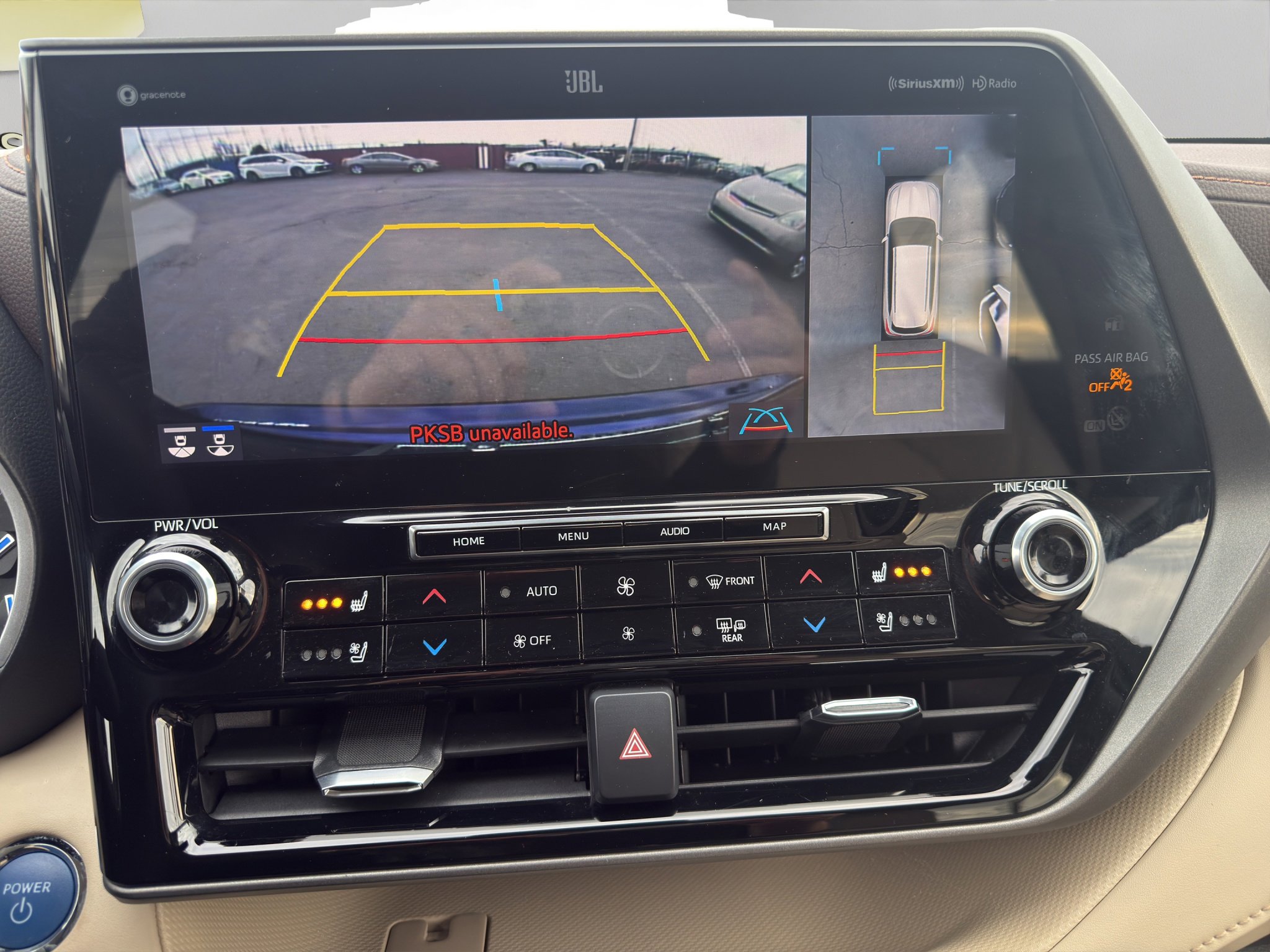 Used 2022 Toyota Highlander Limited image 16