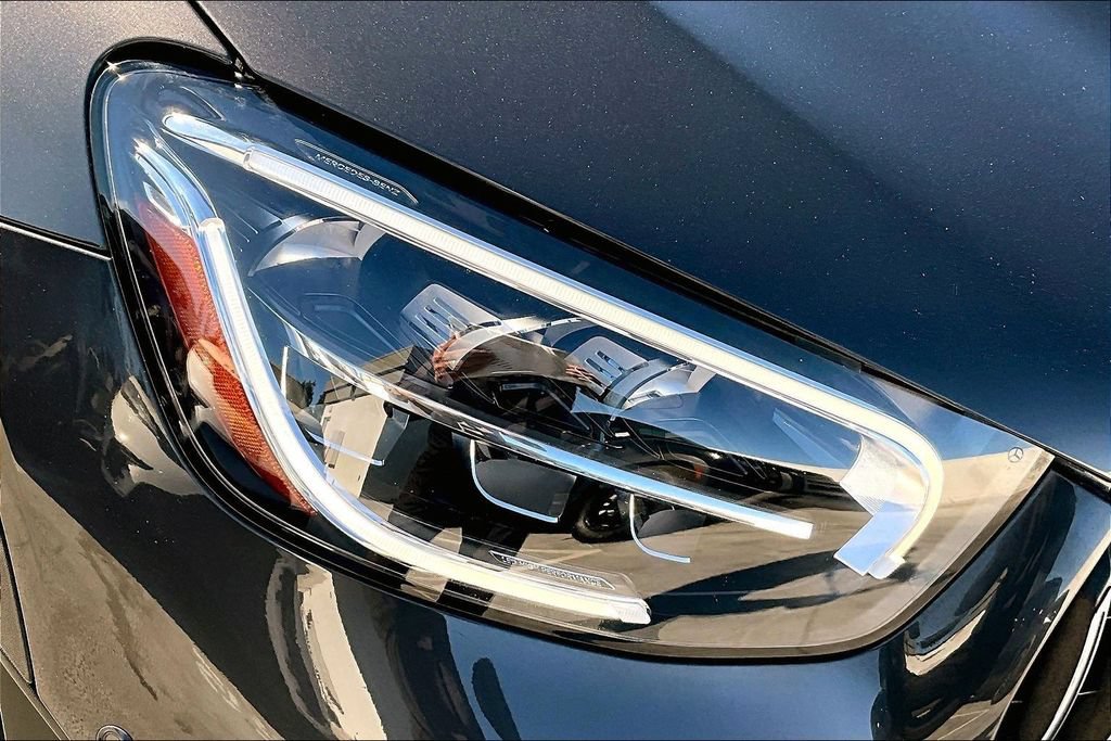 Used 2021 Mercedes-Benz GLC 43 AMG 4MATIC image 30