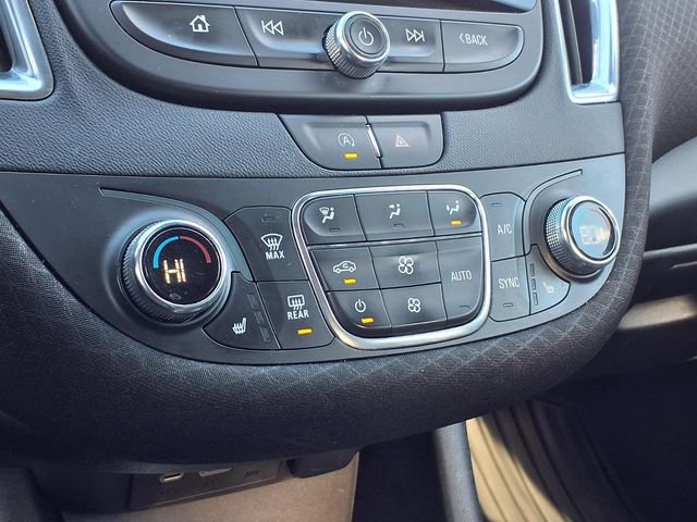 Used 2021 Chevrolet Malibu LT w/ Redline Edition image 13