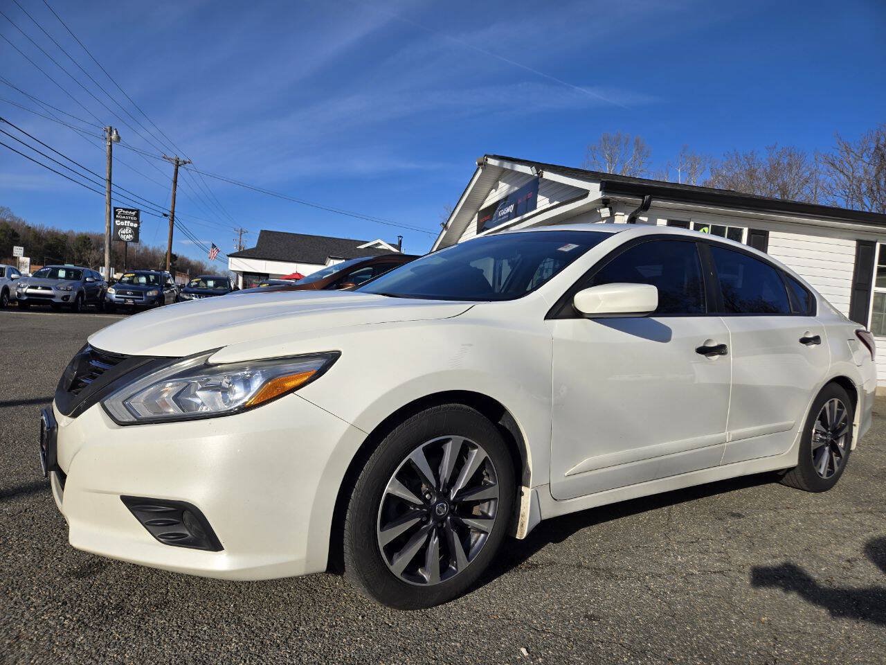 Used 2016 Nissan Altima 2.5 SV FWD image 14