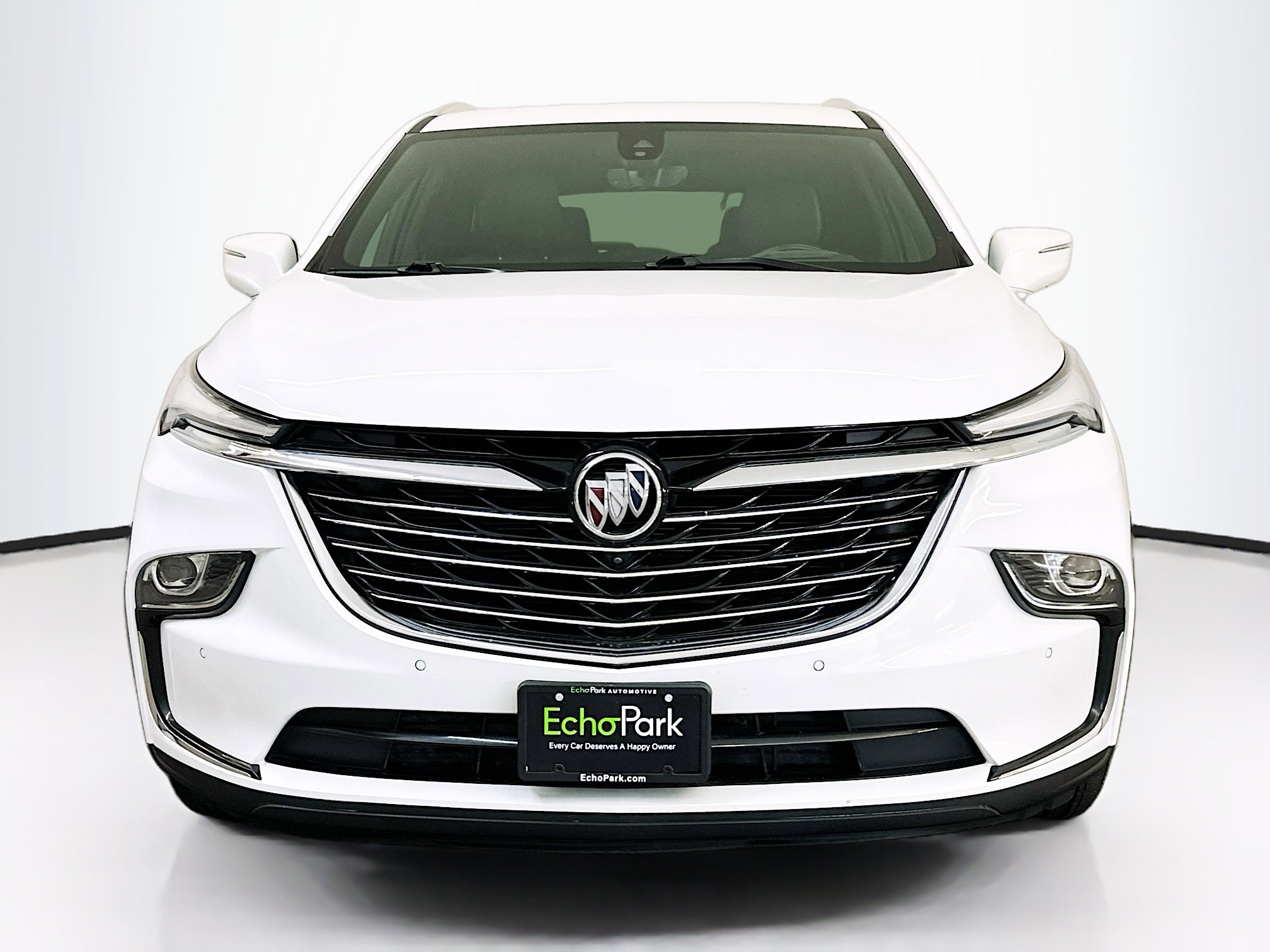 Used 2024 Buick Enclave Premium image 2