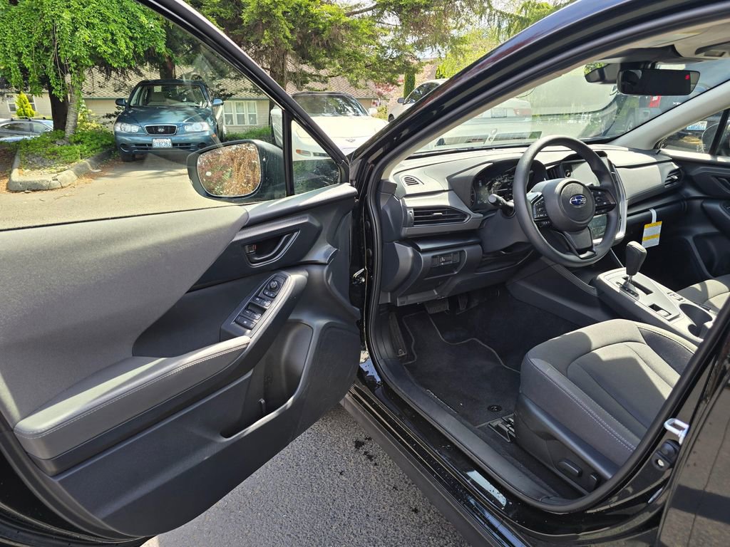 Used 2025 Subaru Crosstrek 2.0i Premium AWD/4WD image 7