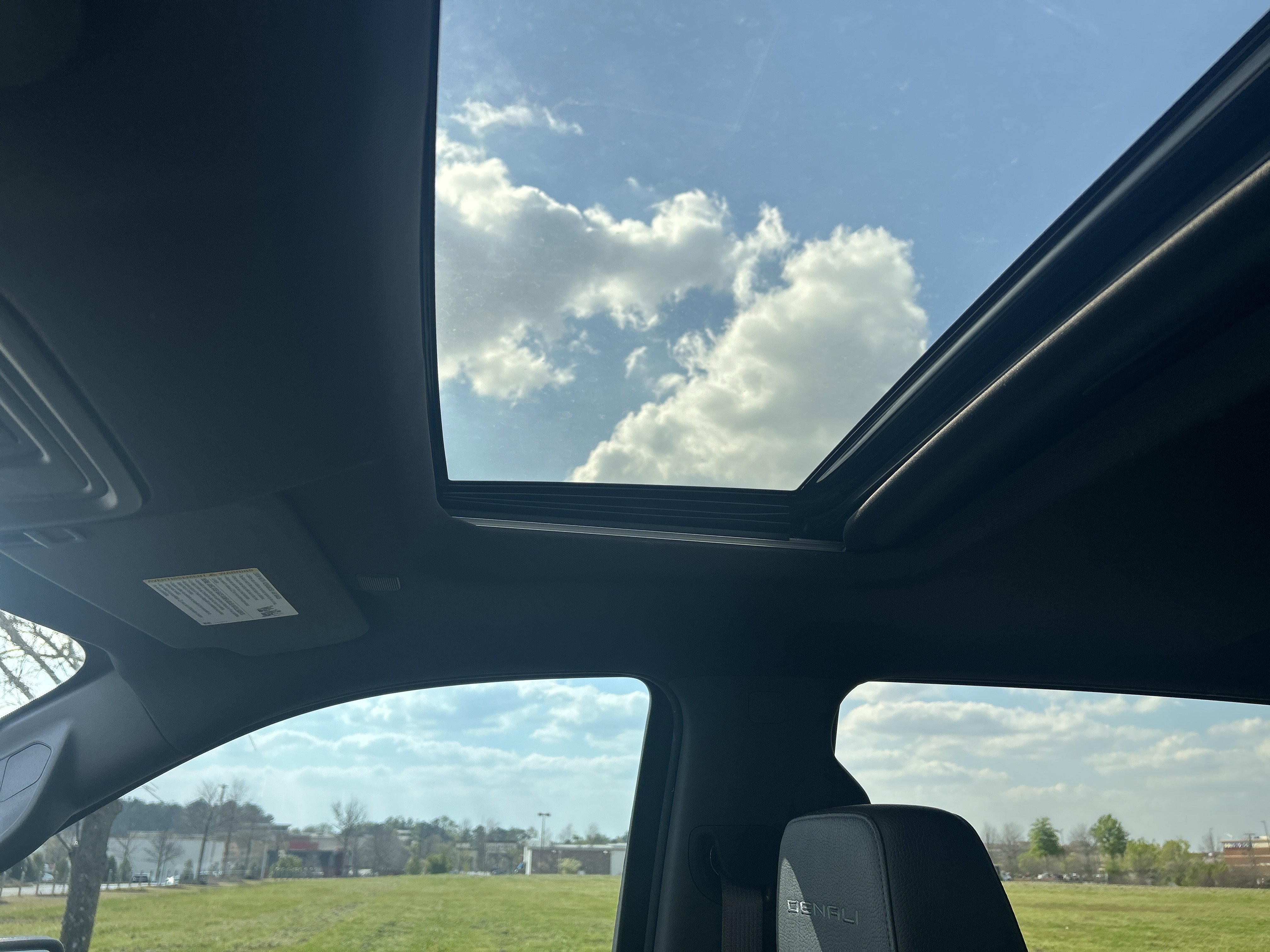 Used 2020 GMC Sierra 1500 Denali w/ Denali Ultimate Package AWD/4WD image 11