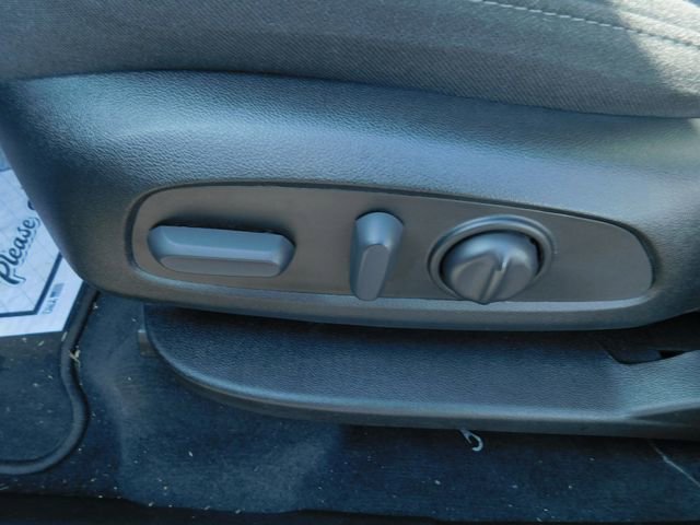 Used 2023 Chevrolet Traverse LT image 26