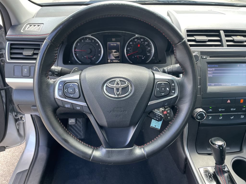 Used 2016 Toyota Camry SE FWD image 16