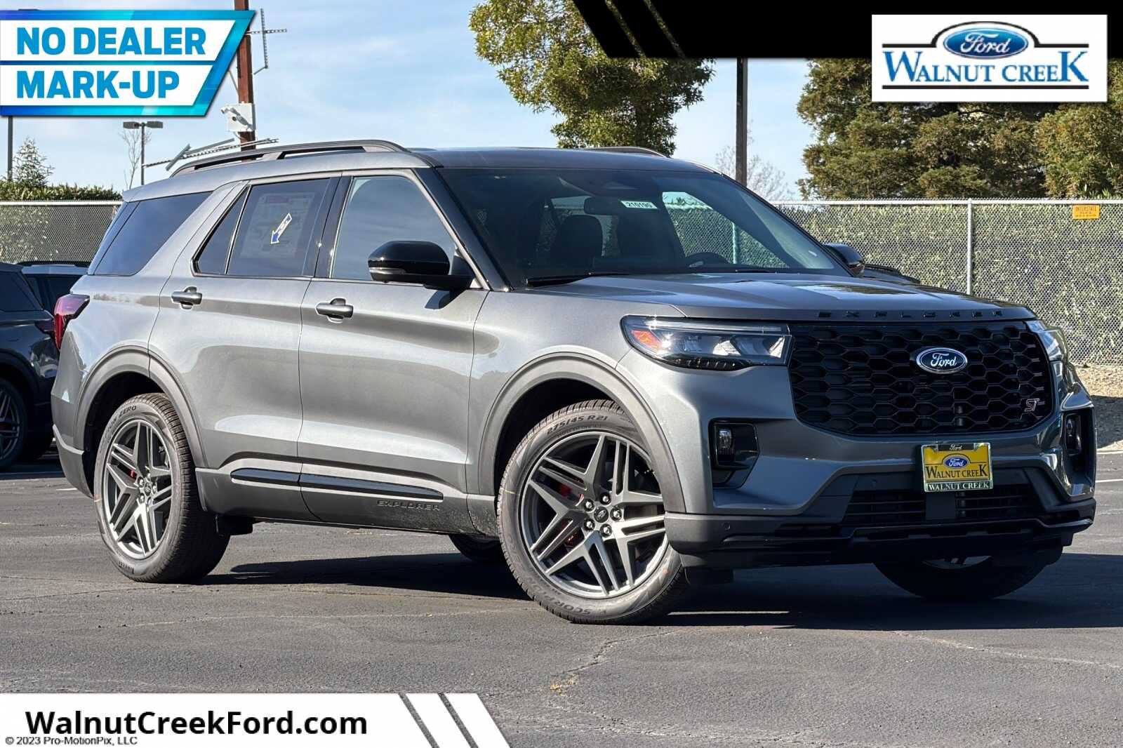 New 2026 Ford Explorer ST w/ Sun And Sound Package