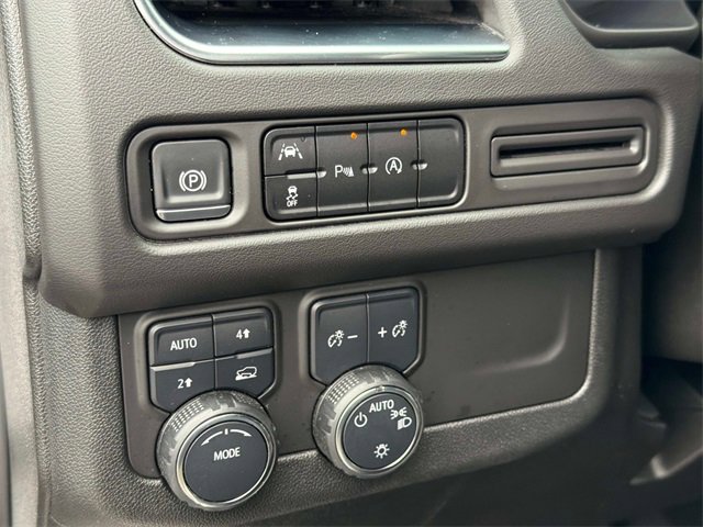 Used 2024 Chevrolet Tahoe LT image 32