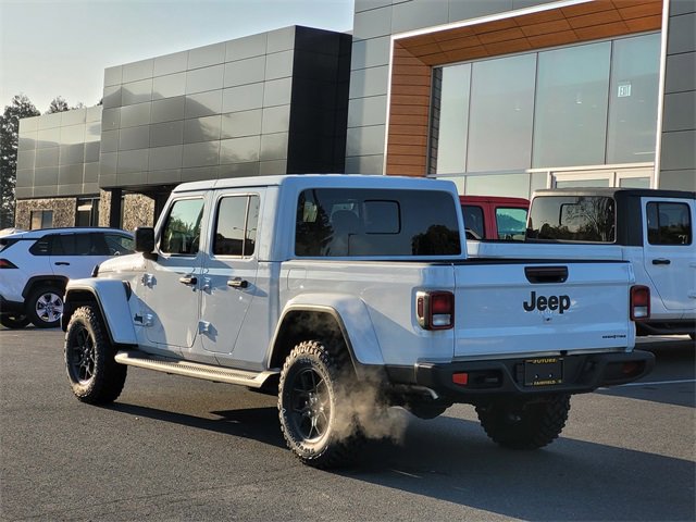 New 2025 Jeep Gladiator High Tide image 5