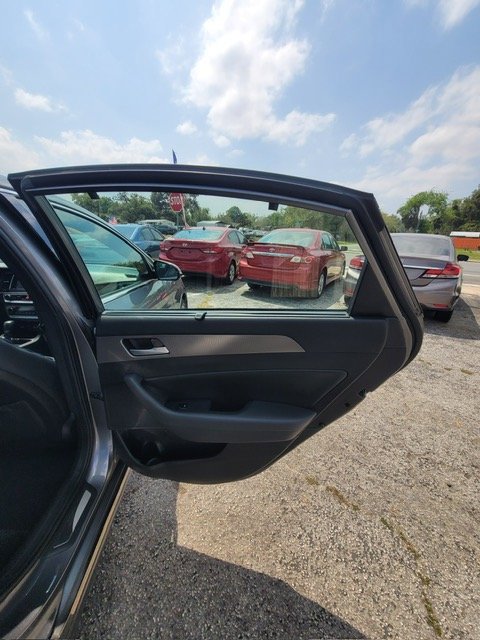 Used 2019 Hyundai Sonata Limited image 9