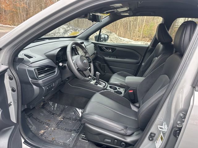 Used 2025 Subaru Forester Touring image 9