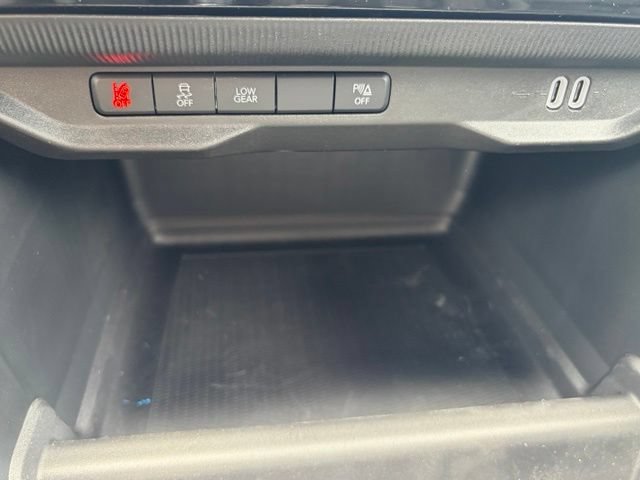 New 2026 Jeep Cherokee Laredo AWD/4WD image 18